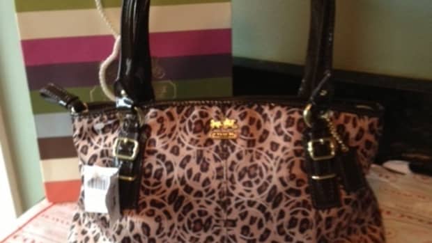 coach-bags-totes-purses-how-to-tell-if-a-coach-purse-is-real-or-fake