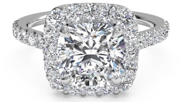 eight-reasons-to-avoid-halo-style-engagement-rings-and-three-indispensable-tips-if-you-must-have-one