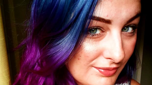 how-to-dye-your-hair-navy-blue-fuschia-ombre