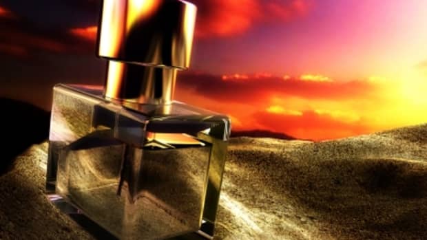 how-to-make-perfume-fragrance-last-longer