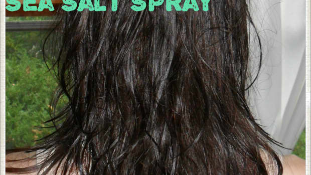 how-to-make-your-own-sea-salt-spray-for-wavy-hair