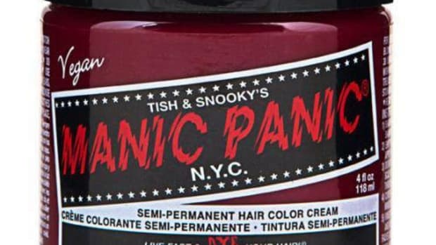 manic-panic-vampire-red-hair-dye-review